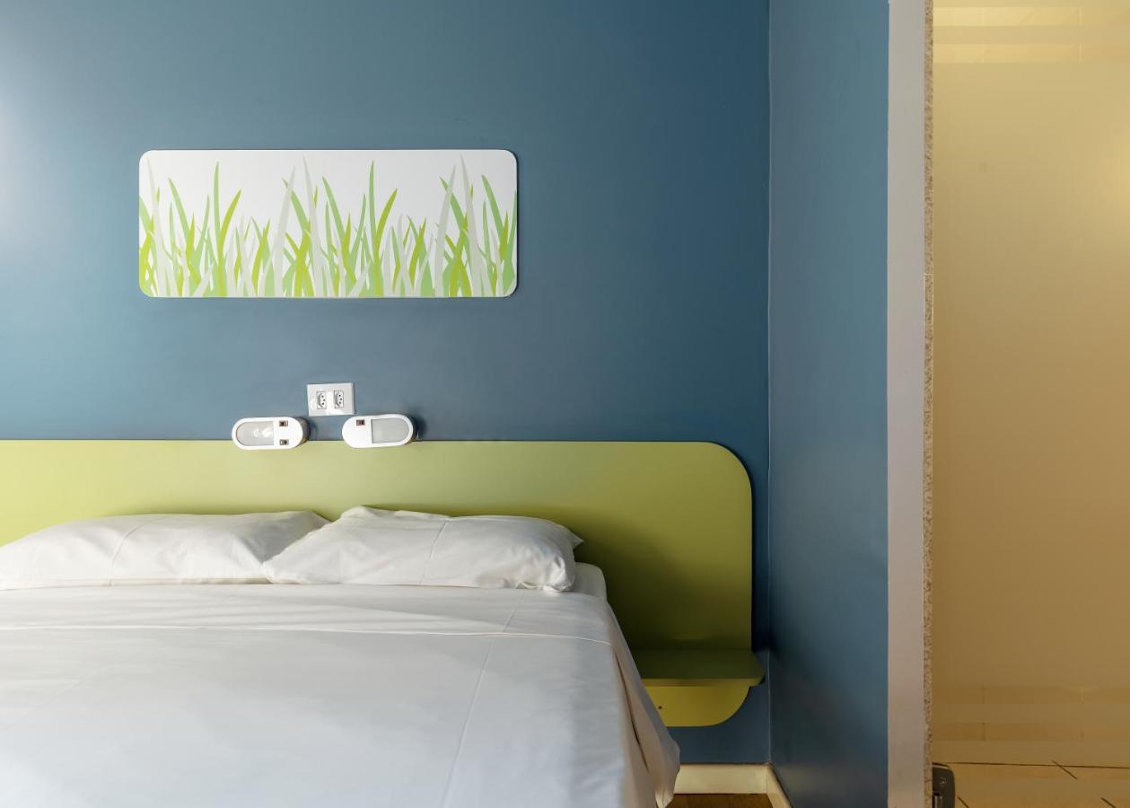 ibis budget Belo Horizonte Afonso Pena Buitenkant foto
