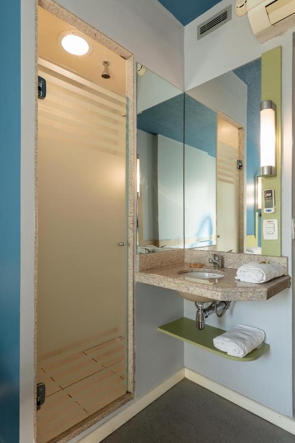 ibis budget Belo Horizonte Afonso Pena Buitenkant foto
